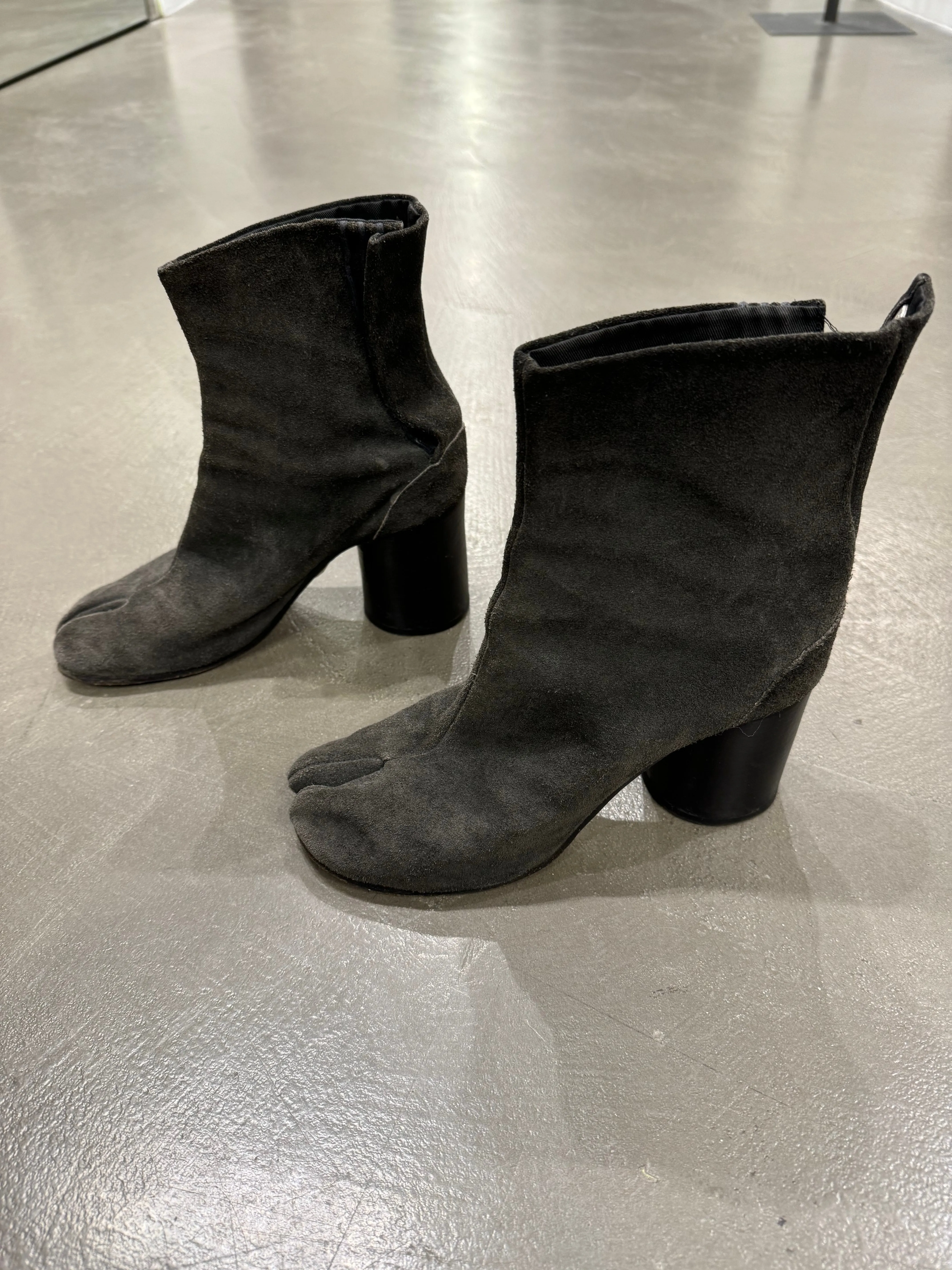 1990s Maison Margiela Tabi heel boots