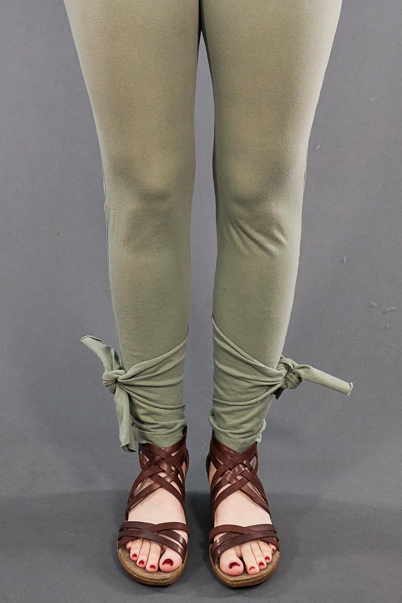 3185 Side Wrap Legging-Lichen-U
