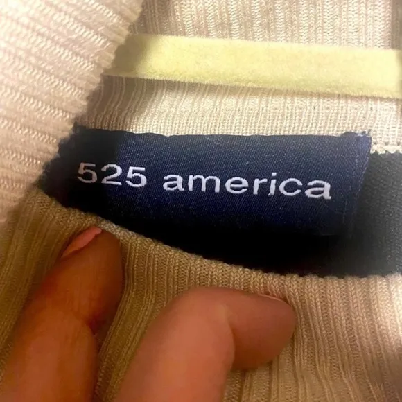 525 Turtleneck sweater