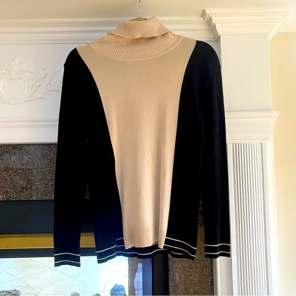 525 Turtleneck sweater