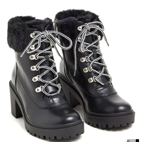 $58 FIRM! NIB TORRID Plus Size Black Warm Fur Winter Bootie (WW) 9.5 W