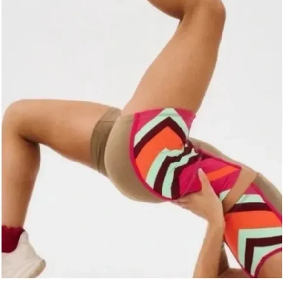 636. FREE PEOPLE Never Better Colorblock Bike Shorts in Moonrock Sz M NWOT $48