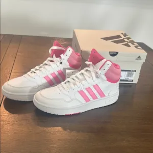 Adidas Hoops 3.0 Mid K - SZ 5.5