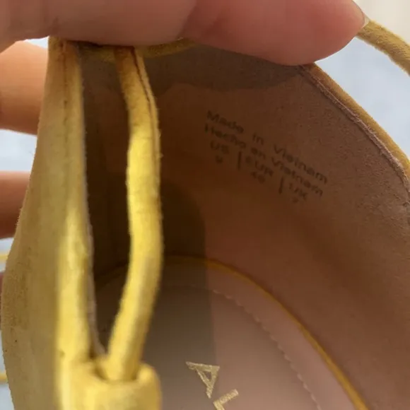 Aldo Yellow Suede Ankle Tie High Heels Size 9