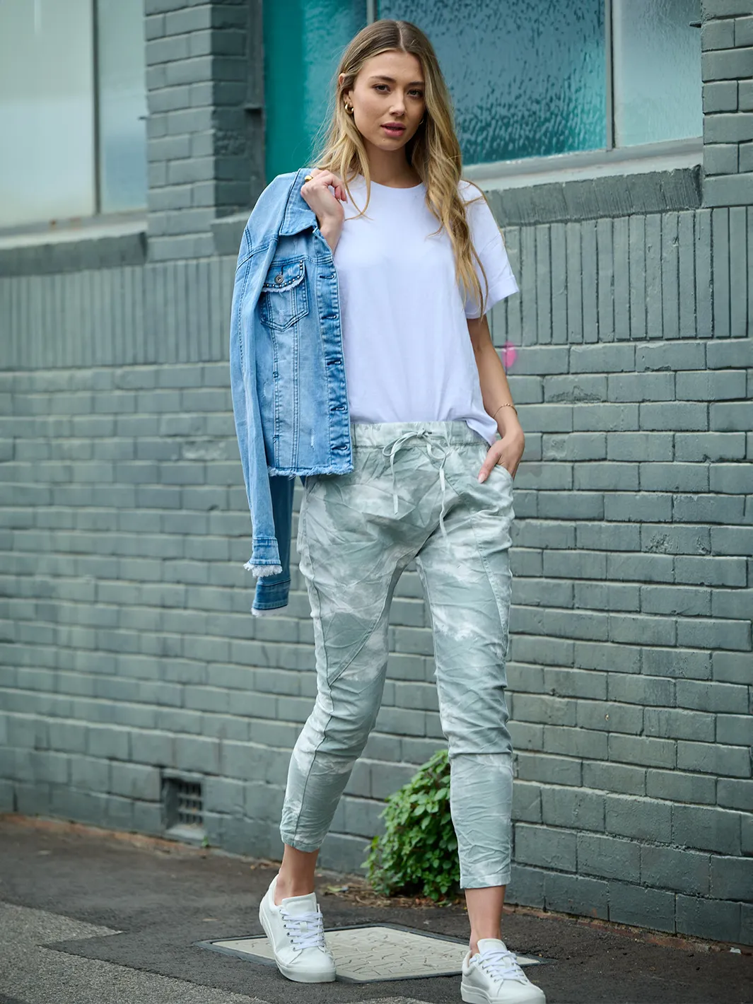 Bella Olive Jogger Pant