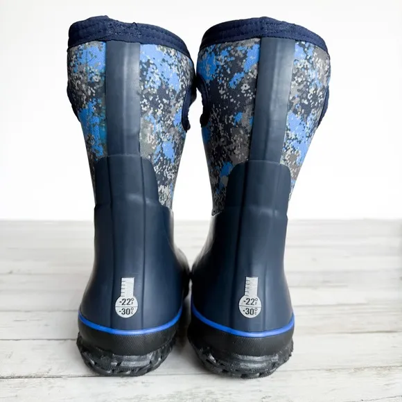 BOGS Kids Grasp Micro Camo Rain Snow Boots Insulated Waterproof Size 1 Youth