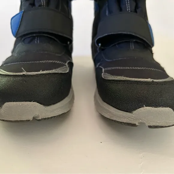 Boys Geox waterproof snow boots -worn twice
