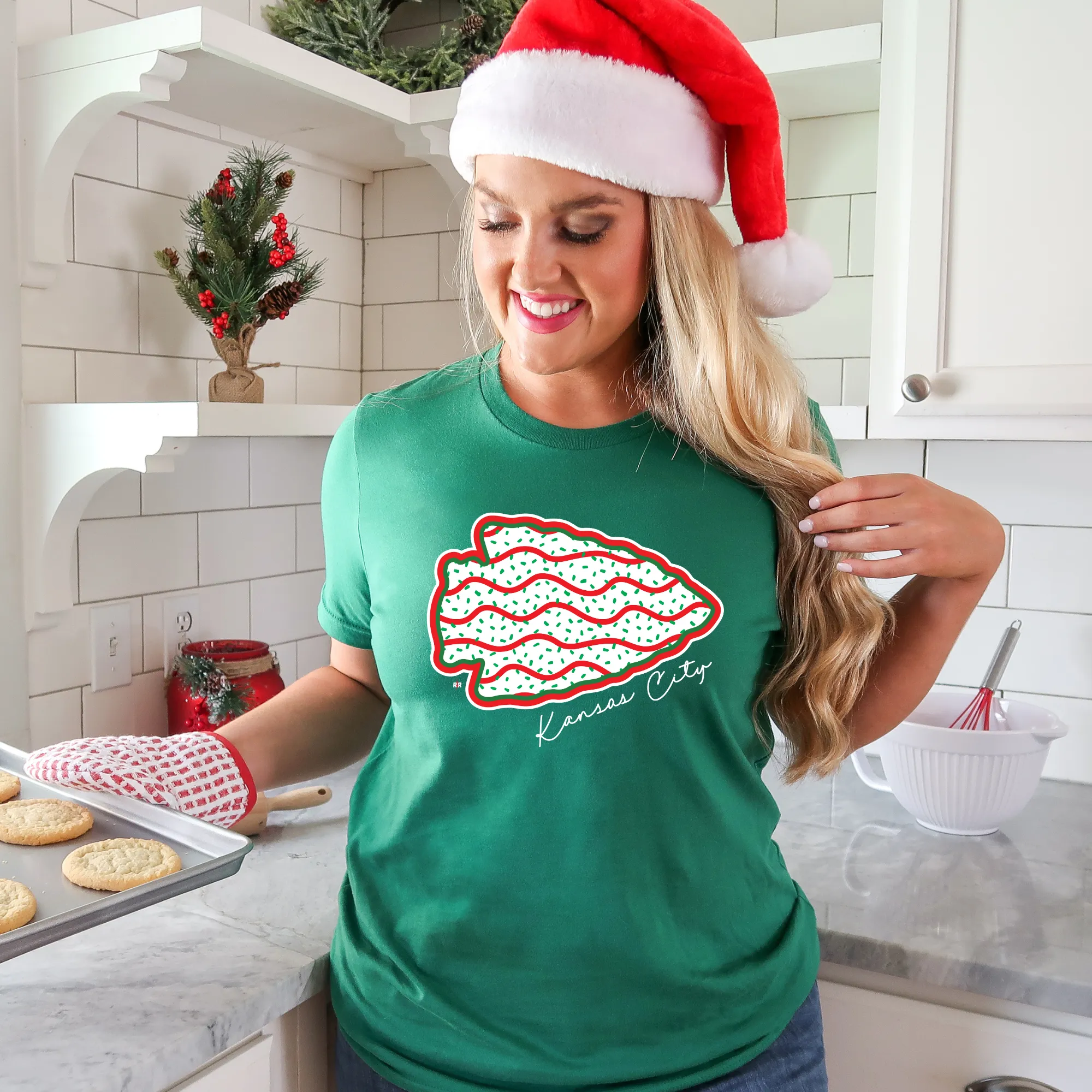 Christmas Cake Arrowhead Green Tee