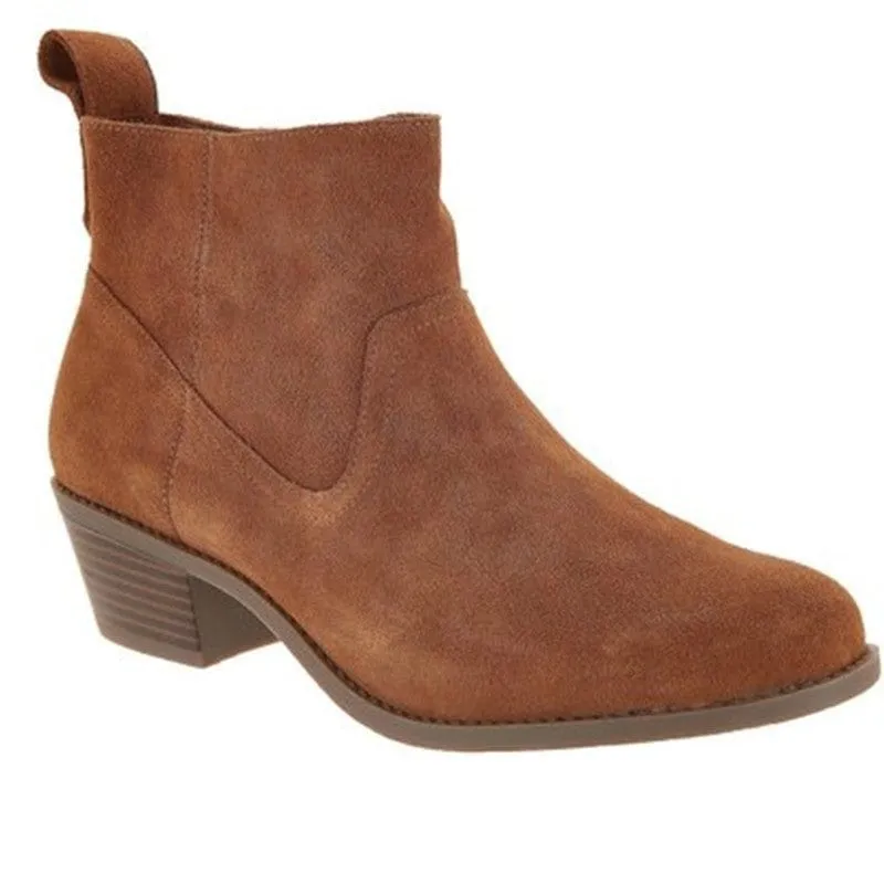 Chunky Heel Round Toe Martin Boots