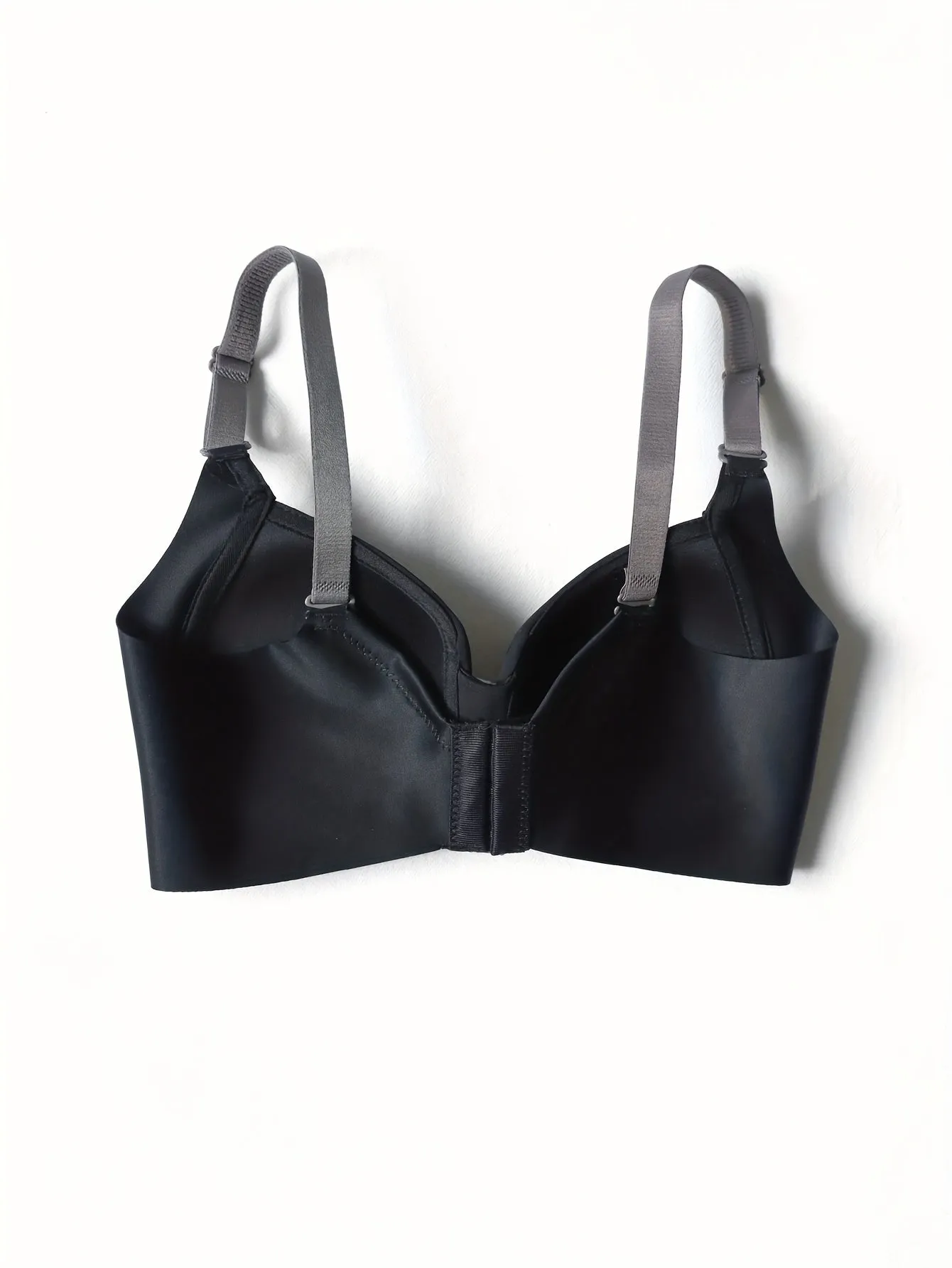 Colorblock Ruched Cut Out Push Up Bra - Comfy & Breathable Women's Lingerie