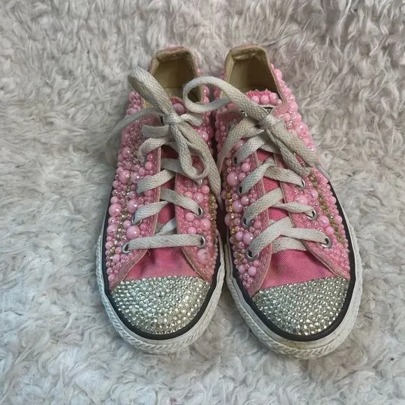 Converse little girl pink Bling low top lace up pink sneakers size 12