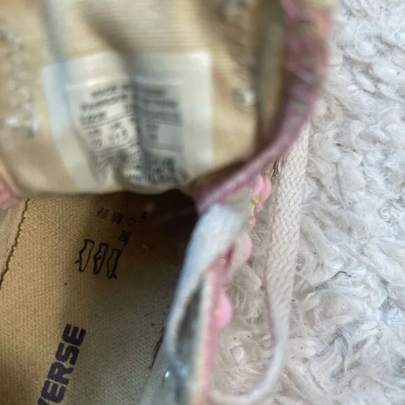 Converse little girl pink Bling low top lace up pink sneakers size 12