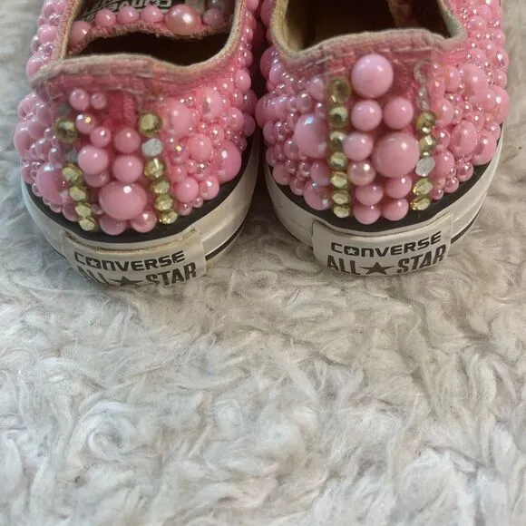 Converse little girl pink Bling low top lace up pink sneakers size 12