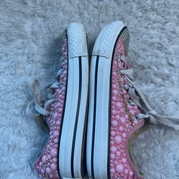 Converse little girl pink Bling low top lace up pink sneakers size 12