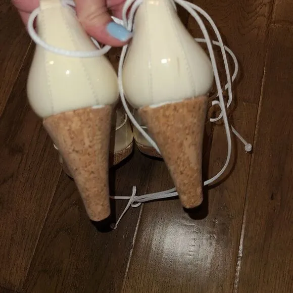 Donald J Pliner Cream wedge heels sz 7