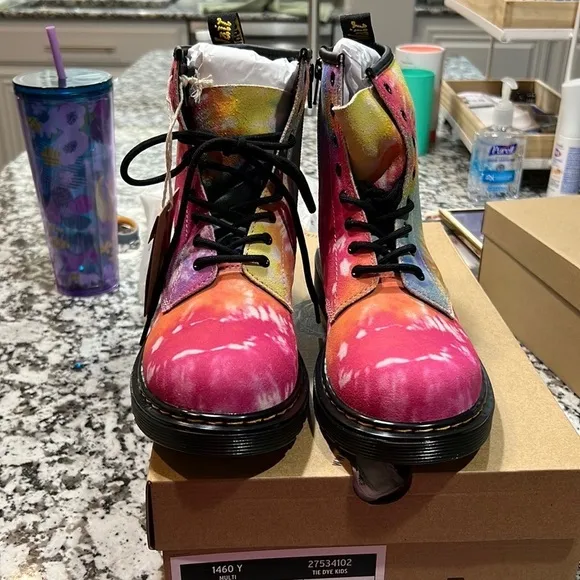 DR. MARTEB TIE DYE LACE UP BOOTS