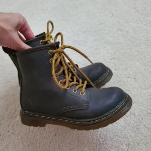 Dr. Martens Kids Wild Horse 1460 Moto Boots sz11