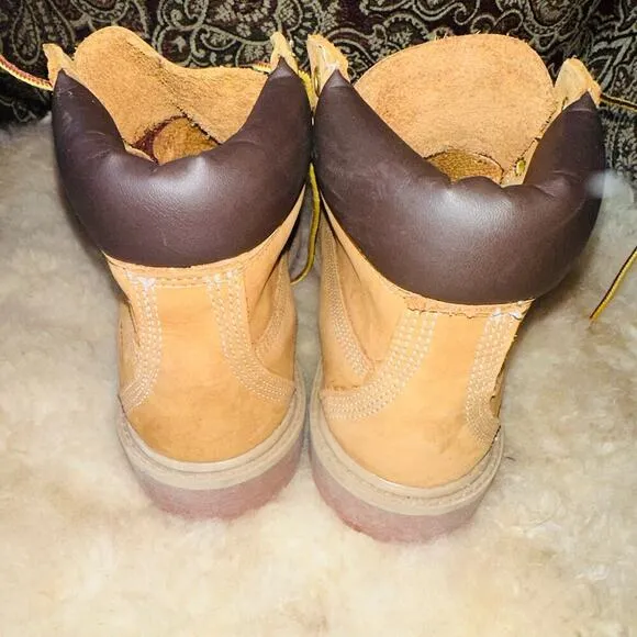 EUC Youth Size 3M Timberland Kids 6” 200g Waterproof Boots