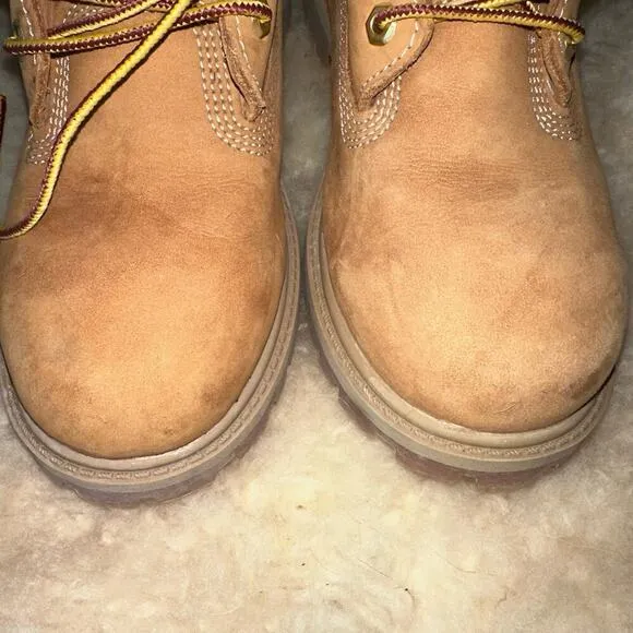 EUC Youth Size 3M Timberland Kids 6” 200g Waterproof Boots