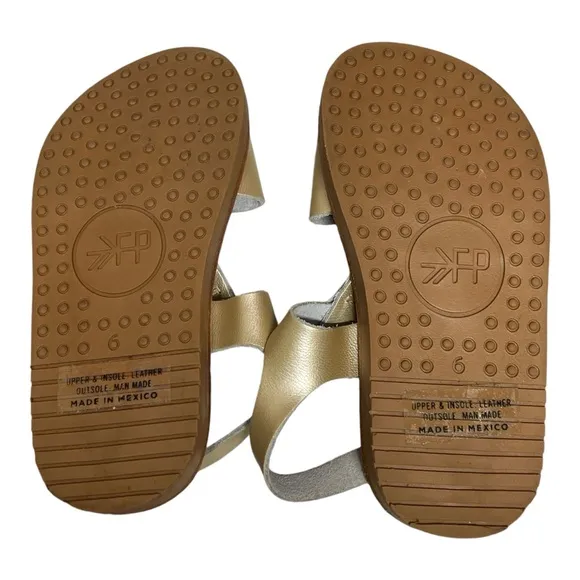 Freshly Picked Toddler Platinum Leather Malibu Sandal Size 6