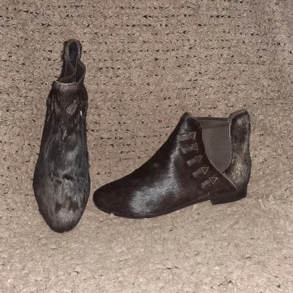 HOUSE OF HARLOW 1960-Beatrice-Metallic Bronze Calf-Hair-Chelsea Bootie-Sz36-NWOB