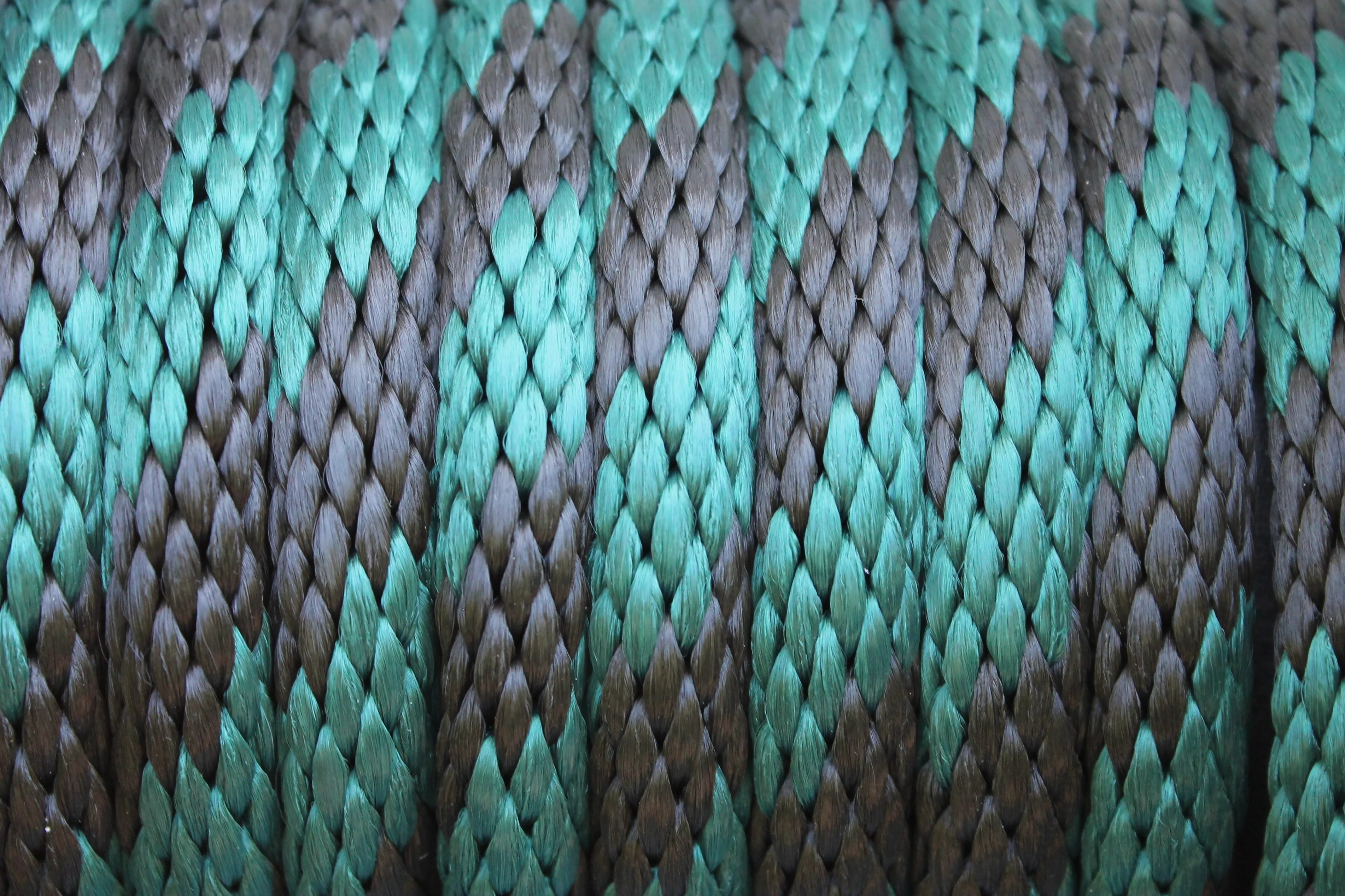 Hunter Green and Black Solid Braided Multifilament Polypropylene Rope