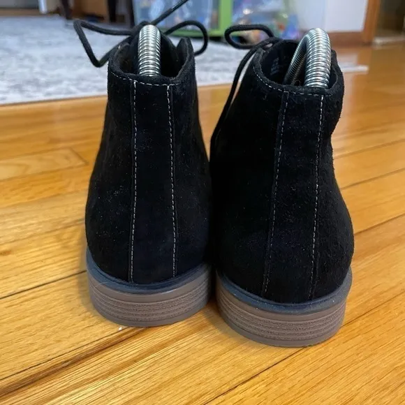 Hush Puppies Bailey Women's Chukka Boots Black Suede Size 8.5