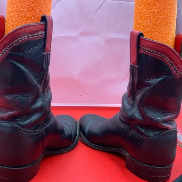 Justin vintage logo cowboy boots