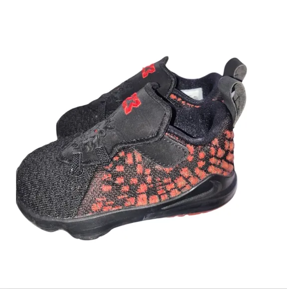 Kids Nike Sneakers Set