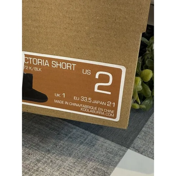 KOOLABURRA by UGG K Victoria Girl’s Boot NWB