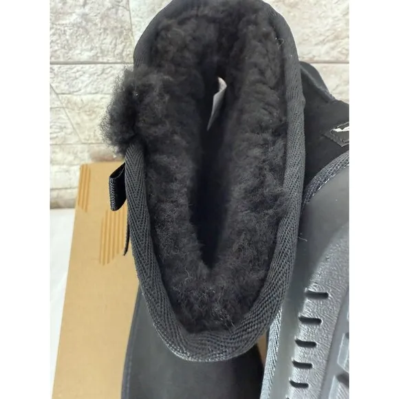 KOOLABURRA by UGG K Victoria Girl’s Boot NWB