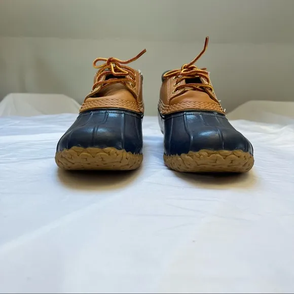 L.L. Bean Women’s Low Cut Duck Rain Boots Gumshoes Tan and Navy Size 9N