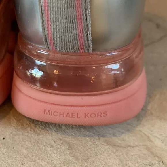 Michael Kors Kendra stretch knit sock boot in silver with pink bottoms. Sz 7-8.5