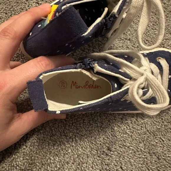 Mini Boden Navy Spot Rainbow Appliqué High Top Sneakers Sz 29