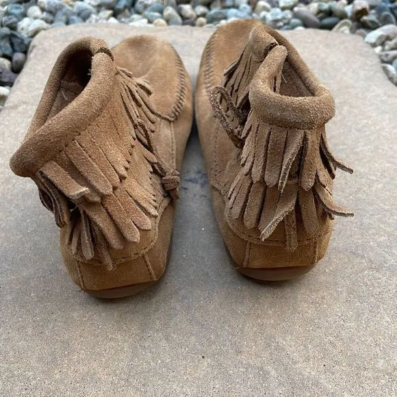 Minnetonka Moccasin Boots Leather Suede Side Zip Brown Size 4 youth