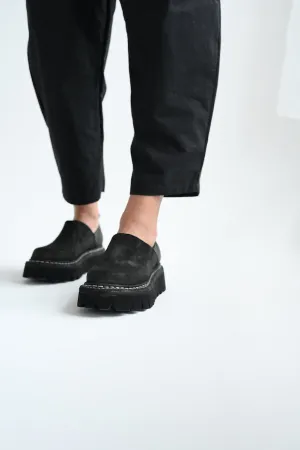 MOON02 Shoe in Black