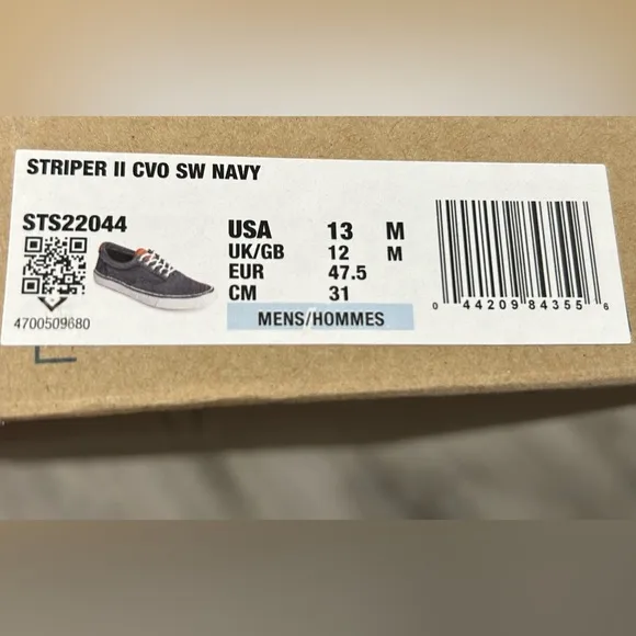 New in Box Men’s Sperry Striper II CVO Sneaker Navy Size 13
