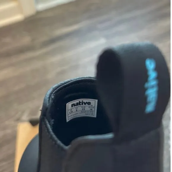 NIB Native Kensington Chelsea Boot In Black Size 9