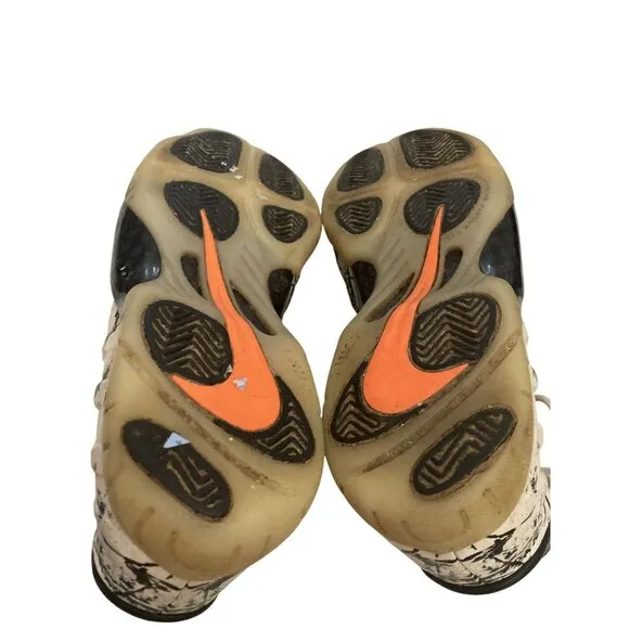 Nike Air Foamposite One Youth  size 6.5Y Splatter Black  White  Sneakers shoe