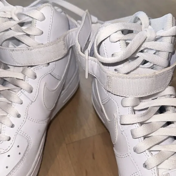 Nike Air Force 1 High Top Sneakers