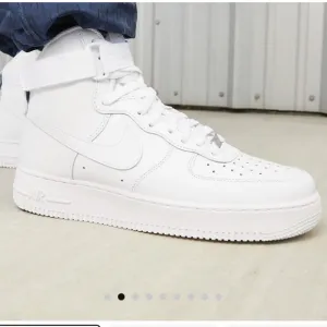 Nike Air Force 1 High Top Sneakers