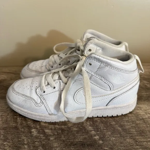 Nike Jordan 1 Mid Triple White Sneakers 640734-126 Youth Size 2