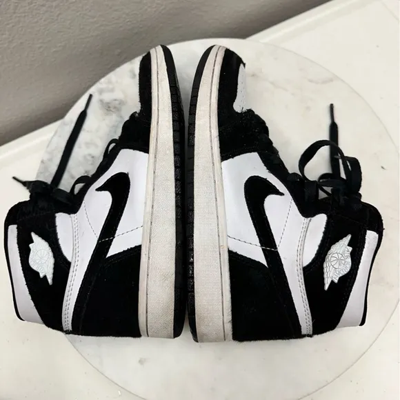 Nike Jordan 1 Panda High Top Sneakers 6.5 Y Black White