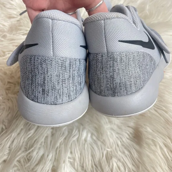 Nike Mens KD Trey 5 AA7067-100 Gray Basketball Shoes Sneakers Wolf Grey Size 8