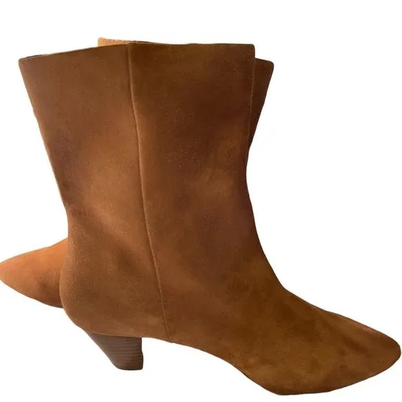 NWOT Something Navy Brown Milo Suede Ankle Sock Boots size 8.5