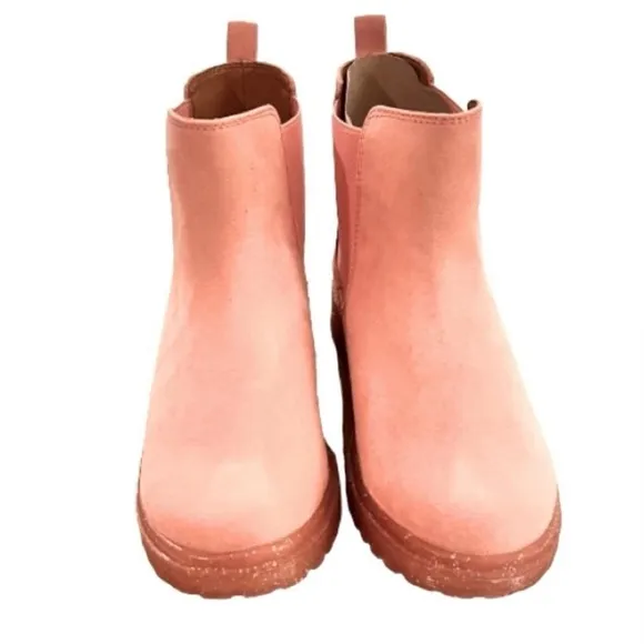 NWT- J. Crew Crewcuts- Girls Chelsea Boots in Sweet Rose. Size:4