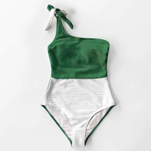 Oliver One Piece