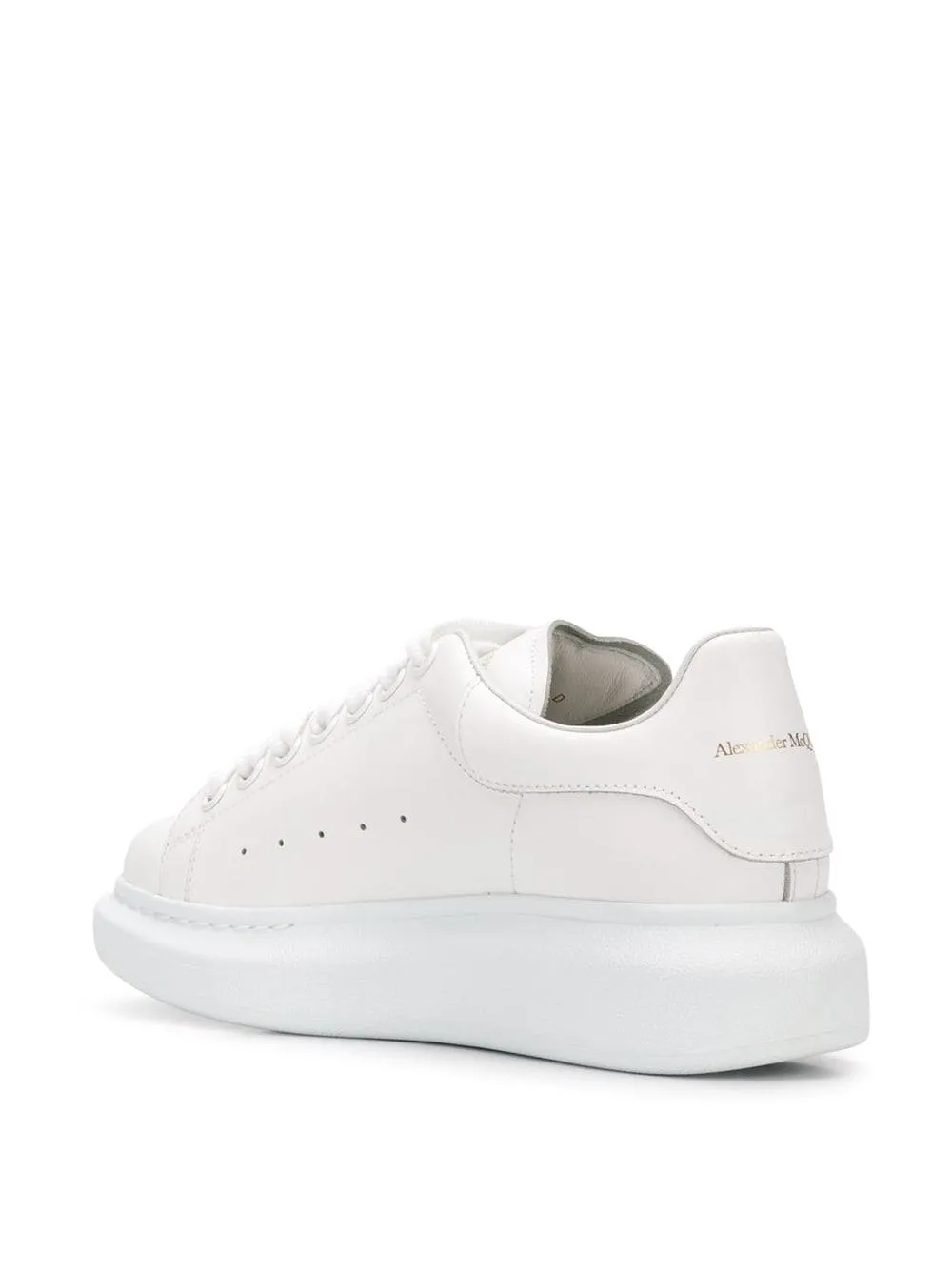 Oversize sneakers