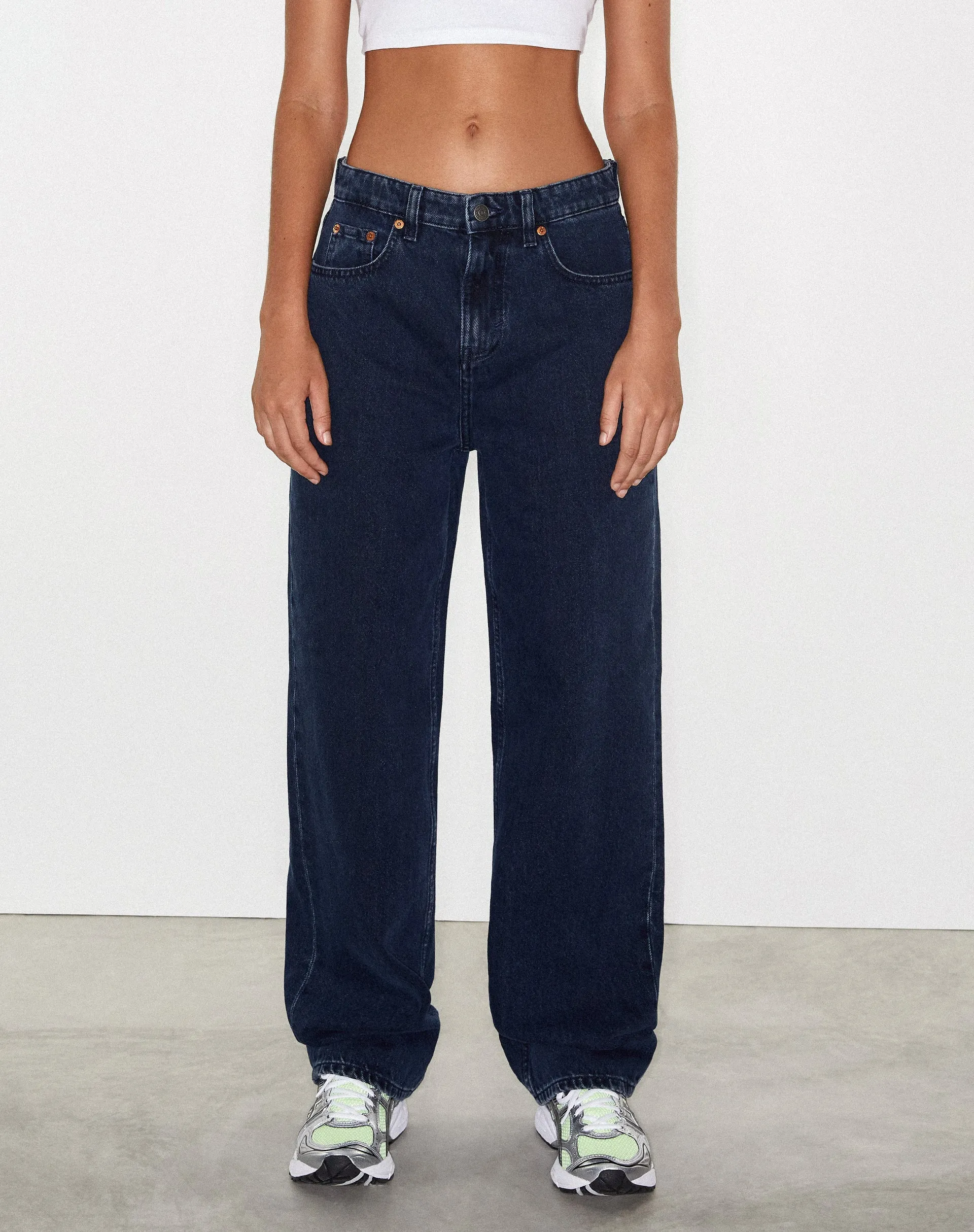 Parallel Jeans in Blue and Black