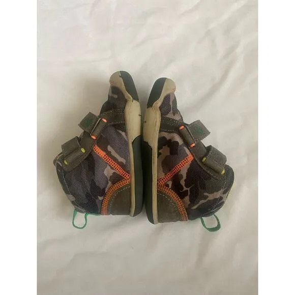 Plae MAX high top camo shoes sneakers 8.5 green brown orange